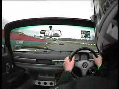 Lotus Elise S1 Vs S2 111S at Donington