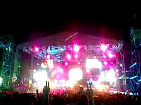 Vali Barbulescu feat. Daemon - Inside of you @ Liberty Parade 2009