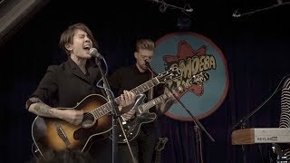 Tegan and Sara - The Con (Live at Amoeba 2017)
