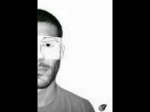 Matteo Spedicati - live @ Microklub - 08.02.2008 [MNML] Chemonaut.avi