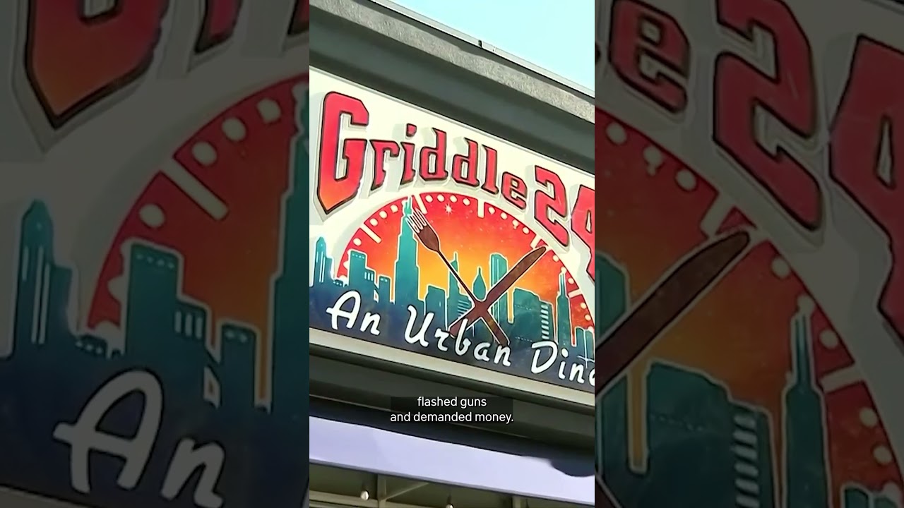 4 people robbed at gunpoint inside River North business