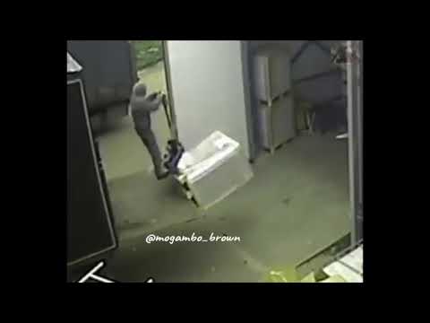 UNCLE MURDA 4 IT HIT DIFFERENT