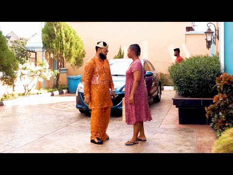 Billionaire Prince Never Loved Anyone But Fell In Love With D Poor Local Girl That Visited D Palace