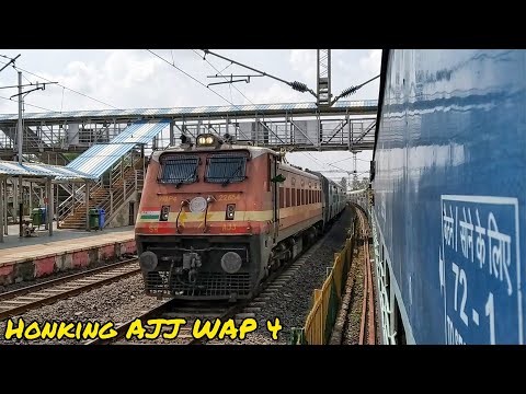 Madly Honking WAP 4 || Madurai Dehradun SF Brutally overtakes Punjab Mail @ Ganj Basoda..!!