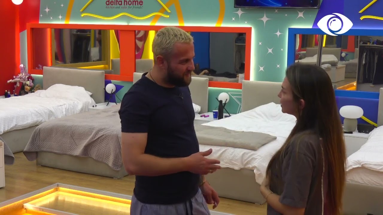 Luizi nuk e lë të ikë/ Kiara: Hiqi duart!