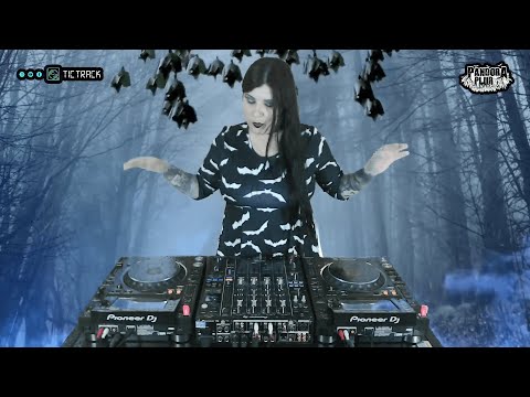 Pandora Plur - Live Halloween 2022