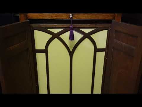 Kicking The Gong Around. Roy Fox and his Band. Decca 78rpm. Vocal & Trumpet: Nat Gonella.