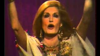 Salma Ya Salama, Dalida, 1977, Legenda em Português.