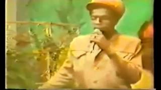 Gregory Isaacs - Tune In