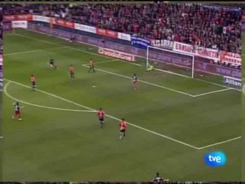 Liga 2009 : J26 : Osasuna - Gijon : 1-2