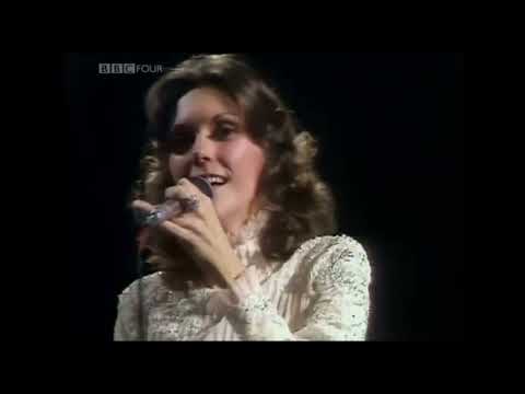 Carpenters New London Theatre Concert Part 1