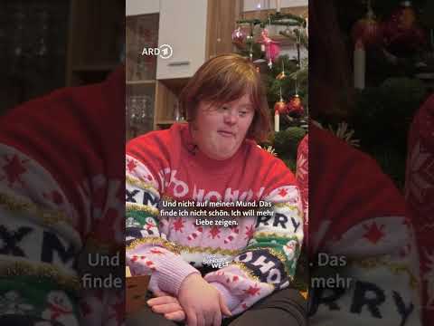 Angela wünscht sich einen Kuss auf den Mund!💋| „Weihnachten für alle“ mit Ross Antony #shorts