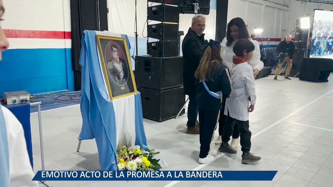 2025 06 19 PROMESA A LA BANDERA 3 ENTREGA FLORAL