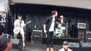Chunk! No, Captain Chunk! &quot;Reasons To Turn Back&quot; at Warped Tour &#39;12 (2)
