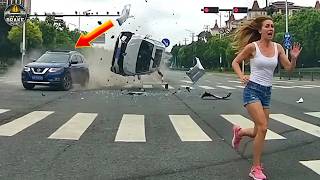 Moments Before Disaster: When Idiots In Cars Trigger Road Rage #1