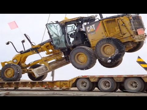 Extreme Dangerous Idiots Biggest Bulldozer Heavy Equipment Operator Climbing Fail & Win