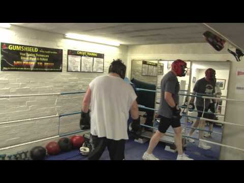 BIG FAT GYPSY GANGSTER (aka BULLA) SPARS TONY DENHAM / 'Day Release' - Part 2