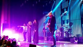 Little Big Town - Rollin' (Nashville 2/24/2017)