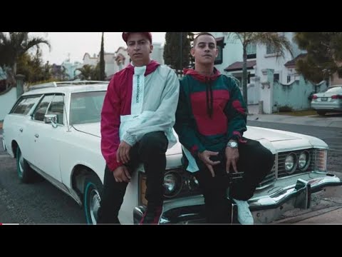Toser One ft. Neto Peña - Me Mantengo de Pie