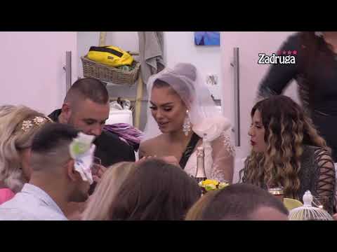 Zadruga 4 - Kristijan dohvatio Sanju, zaplesali pred svima - 25.10.2020.