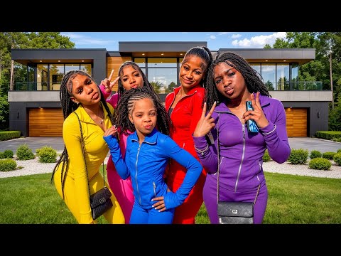 Meeting our CRUSH❤️ in a MANSION 