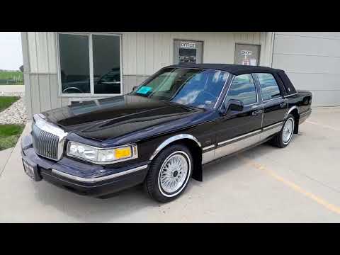 1996 Lincoln Town Car (CC-1961955) for sale in Sioux Falls, South Dakota