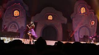 Lindsey Stirling - Jingle Bell Rock Medley - Live in Broomfield Colorado