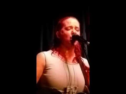 Blin Vanheems (Daisy West)    "Darlings"