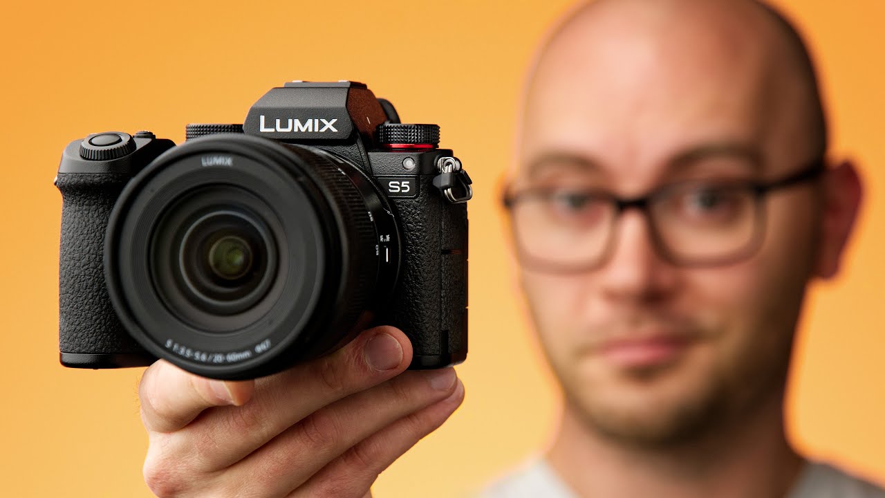 Фотоаппарат Panasonic Lumix DC-S5 body