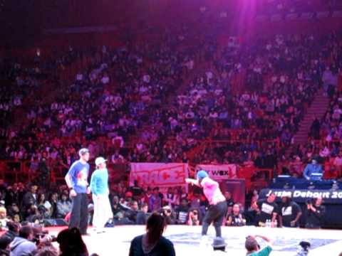 Juste Debout 2010 - Scramblelock & Treklock vs Seiji'z - March 7 2010