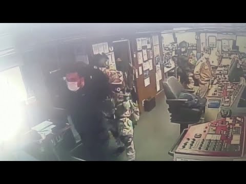 德國激怒土耳其，試圖對利比亞武器禁運進行管制 (Germany angers Turkey with attempt to police Libya arms embargo)