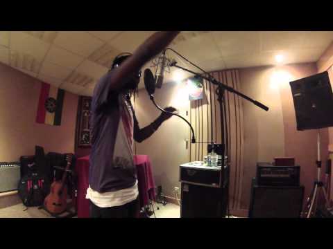 Burning SPECTACULAR "Seat Tight" LS Forward Ever Band (Modern Times Riddim)