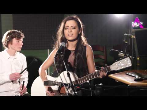 Knoll Gabi akusztikus felvétele a Petőfi Rádióban