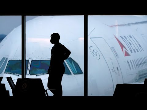 Travelers dealing with flight cancelations, delays on Memorial Day weekend