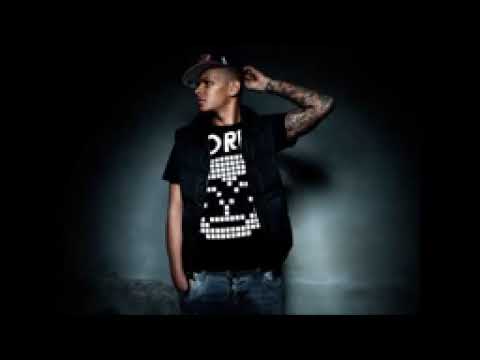 Bollebof ft  Eljero Elia   Ball Hard