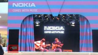 Fran & Josh 'Stairway To Heaven' - Nokia Comes With Music Human Jukebox
