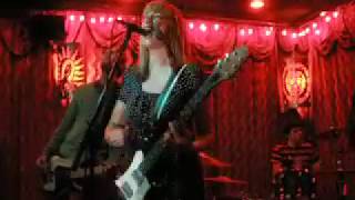 The Muffs - &quot;Agony&quot; Alex&#39;s Bar LBC 08/15/09