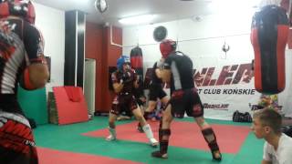preview picture of video 'BRAWLER Końskie - piątkowe sparringi MMA'