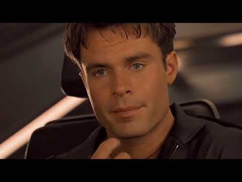 Starship Troopers   Klendathu Drop Scene