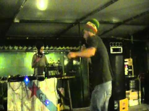 RASMAEL FEAT LEROY ONESTONE EMPERADOR REAL