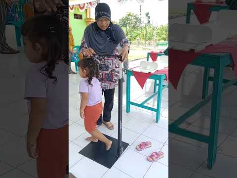 adreena timbangan #shortvideos #trending #bahagiaitusederhana
