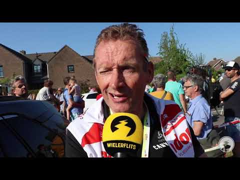 Adrie van der Poel ongelooflijk trots na afloop: “Wat een mafkees” - WIELERFLITS