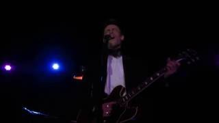 Reeve Carney – &quot;Amélie&quot; (Live) at Mercury Lounge in NYC – Aug 11, 2016