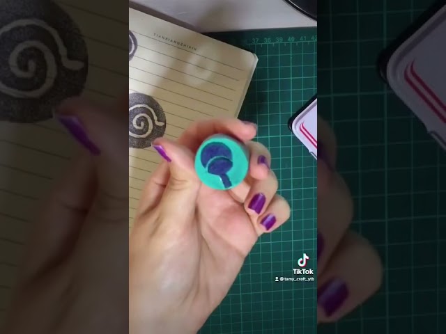 Vídeo relacionado con GifBasg Juego de 8 Almohadillas de Tinta de Colores para Sellos, Tinta Base Agua No Tóxica y Sin Ácidos, Ideal para Huellas de Niños, Scrapbooking, Manualidades y Eventos Creativos