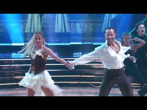 Music Video Night Team 4 Everybody – Dancing with the Stars