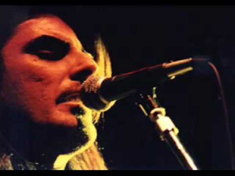Video thumbnail for Μια Ζωή Μέσα Στους Δρόμους (Mia Zoi Mesa Stous Dromous)