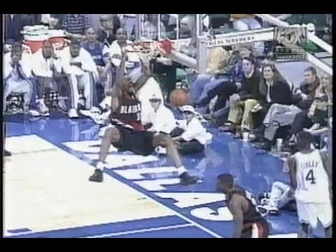 Sheed' Alley-Oop Dunk (Rider assist) - 11/8/97