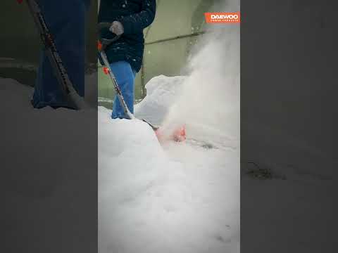 Снегоуборщик аккумуляторный DAEWOO DAST 3021Li SET