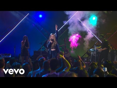 Sabrina Carpenter - Thumbs (Live on the Honda Stage at the iHeartRadio Theater LA)