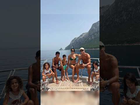 Cristiano Ronaldo and Georgina with family on the beach |#ronaldo #georgina #shorts